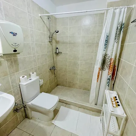 Проживание в семье Cloud9