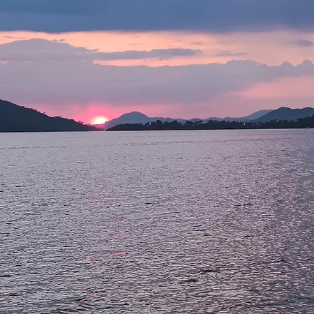 Alloggio in famiglia Cloud9 *